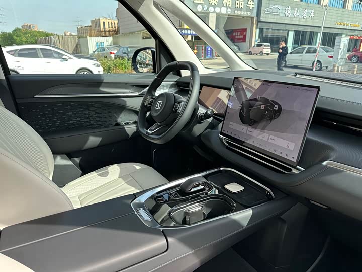 Фото 8 - Zeekr 009