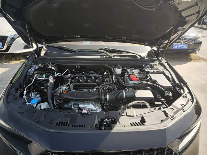 Фото 20 - Honda Accord