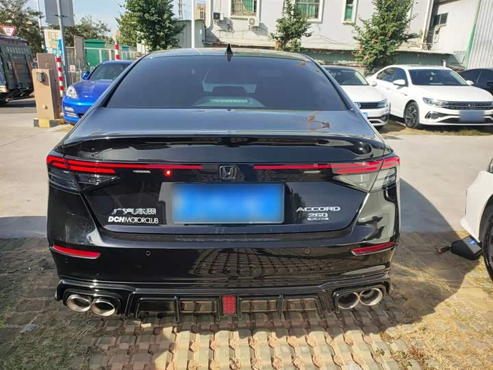 Фото 6 - Honda Accord