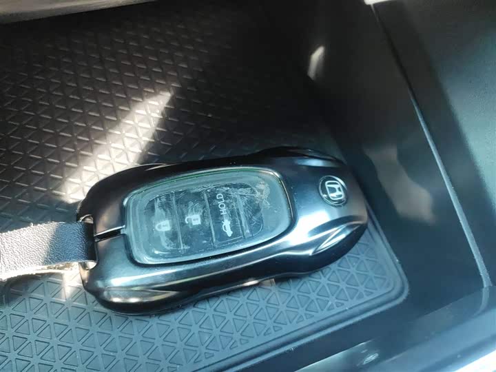 Фото 9 - Honda Accord