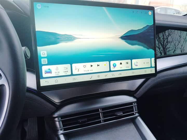 Фото 13 - BYD Seal 07 DM-i Hybrid