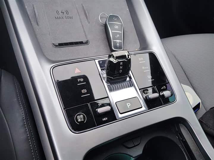 Фото 14 - BYD Seal 07 DM-i Hybrid