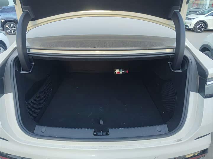 Фото 19 - BYD Seal 07 DM-i Hybrid