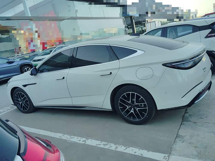 Фото 5 - BYD Seal 07 DM-i Hybrid