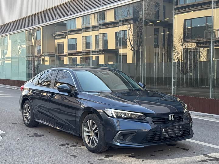 Фото 3 - Honda Civic