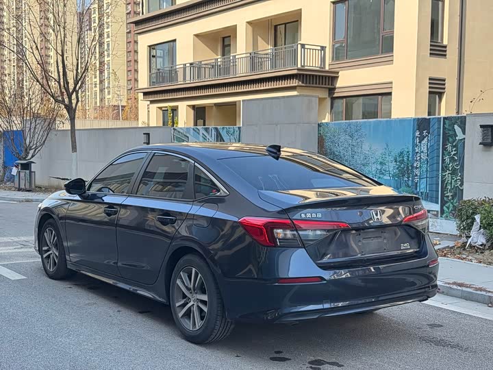 Фото 7 - Honda Civic