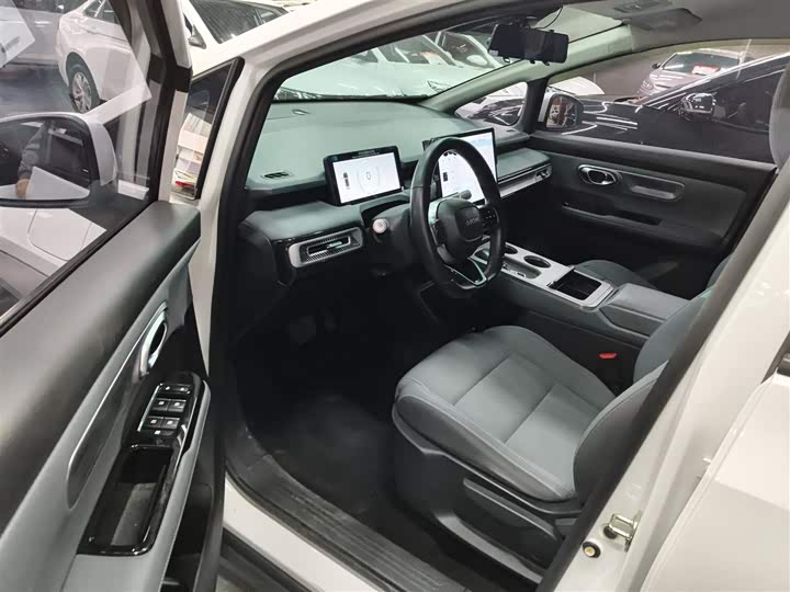 Фото 16 - GAC Aion Y