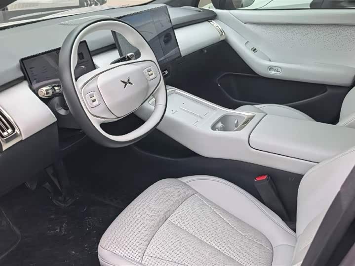 Фото 4 - XPeng F57