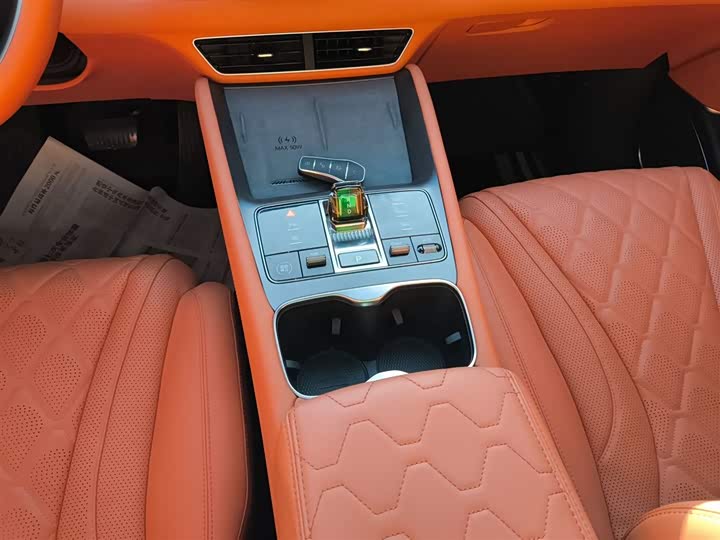 Фото 14 - BYD Sea Lion 07 EV