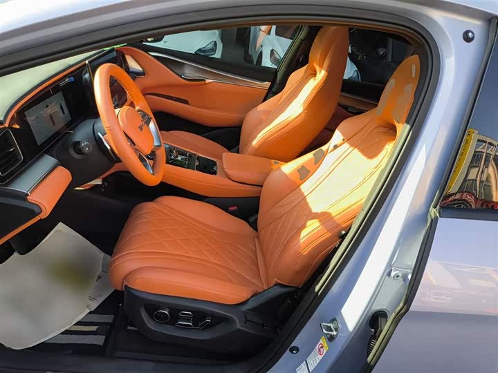 Фото 15 - BYD Sea Lion 07 EV