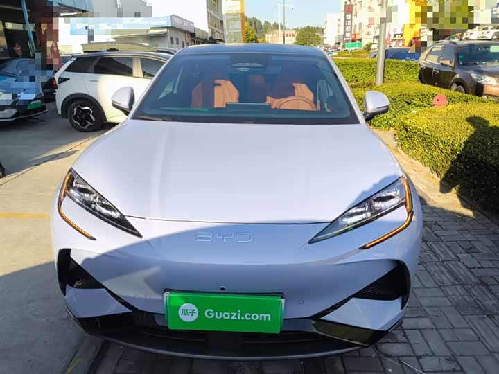 Фото 3 - BYD Sea Lion 07 EV