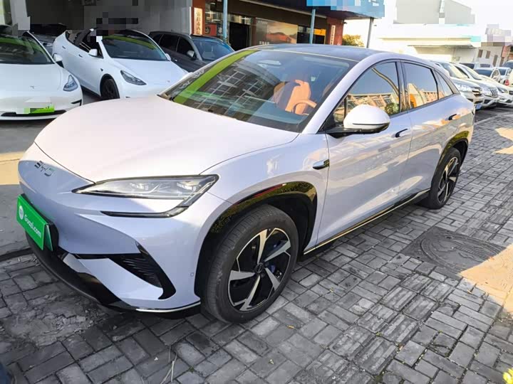 Фото 5 - BYD Sea Lion 07 EV