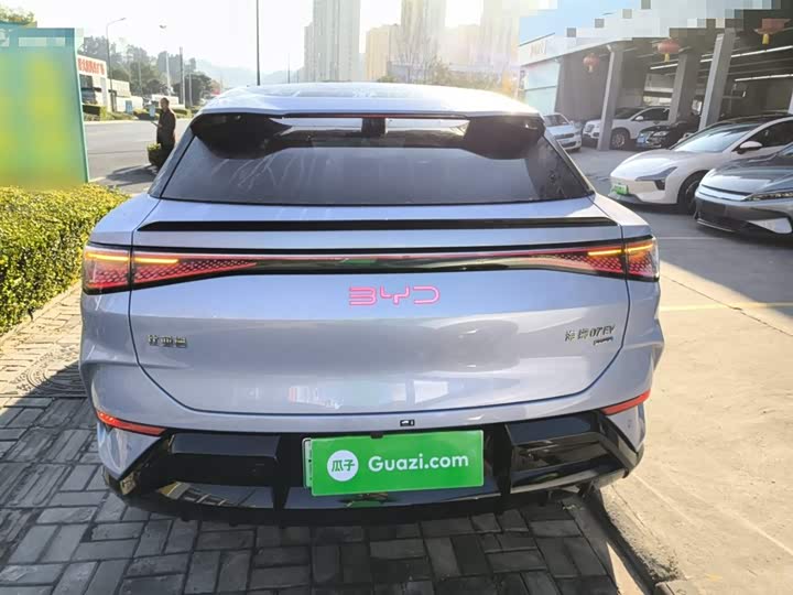 Фото 6 - BYD Sea Lion 07 EV