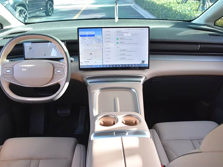 Фото 17 - XPeng X9