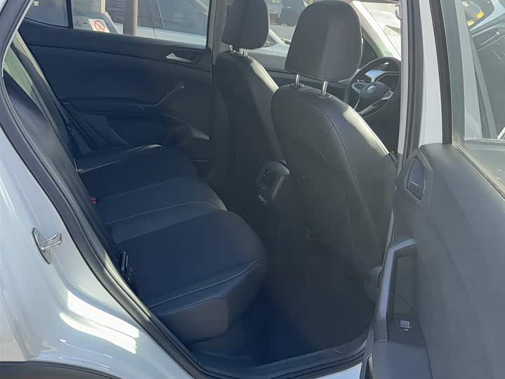 Фото 14 - Volkswagen Tacqua