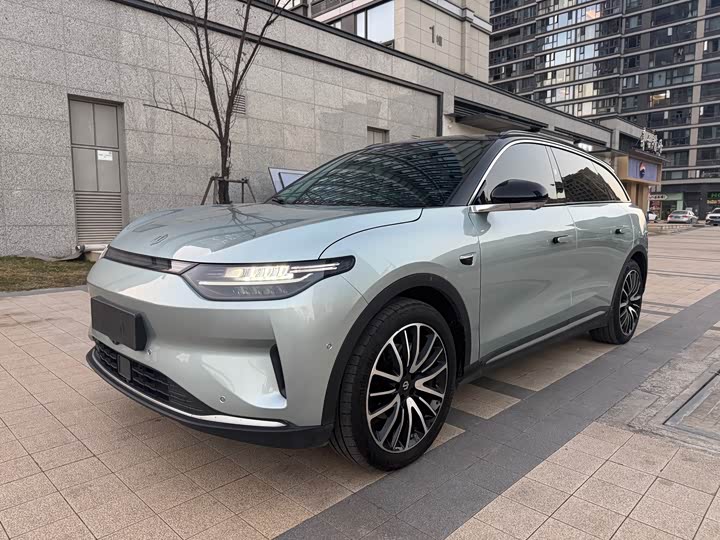 Фото 1 - Leapmotor C11