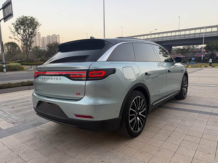 Фото 14 - Leapmotor C11