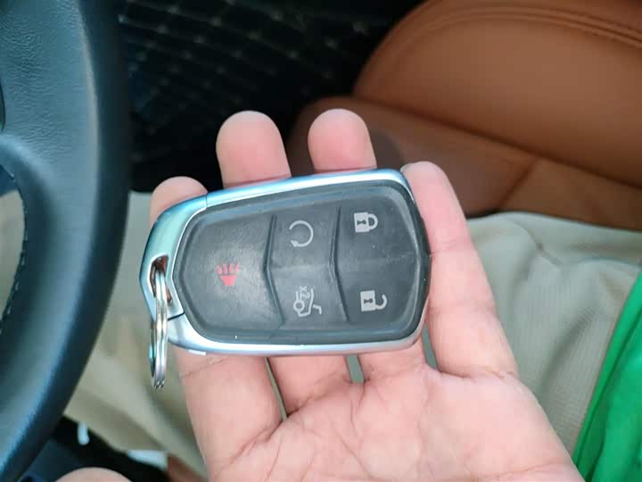 Фото 9 - Cadillac CT6