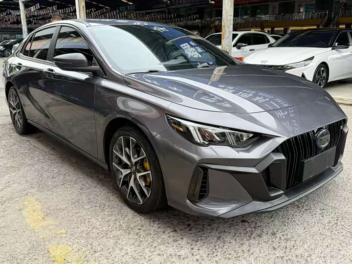 Фото 3 - GAC Trumpchi Empow R