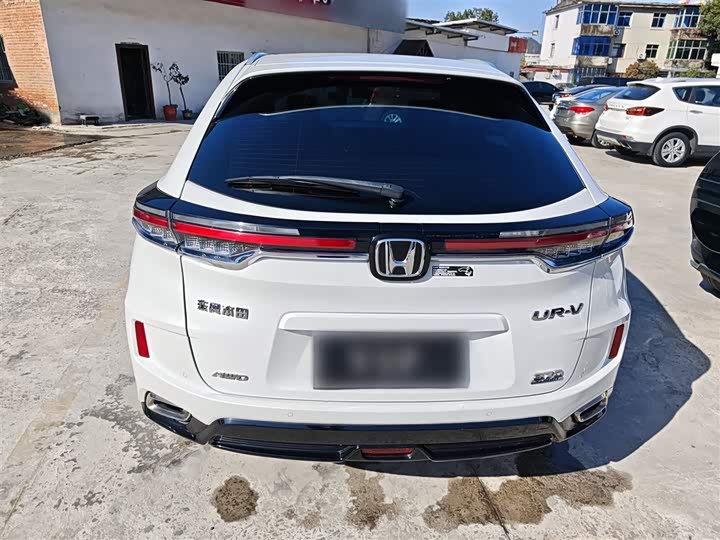 Фото 7 - Honda UR-V