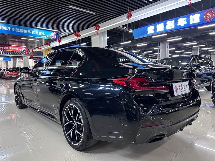 Фото 7 - BMW 5 Series