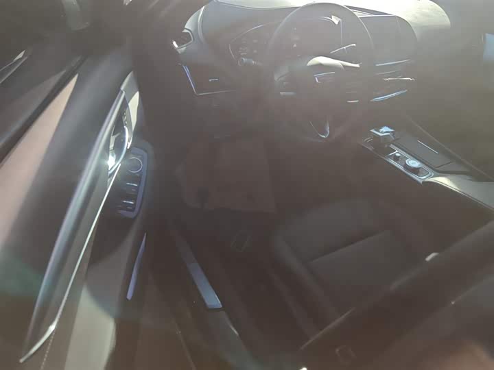 Фото 16 - Cadillac CT5