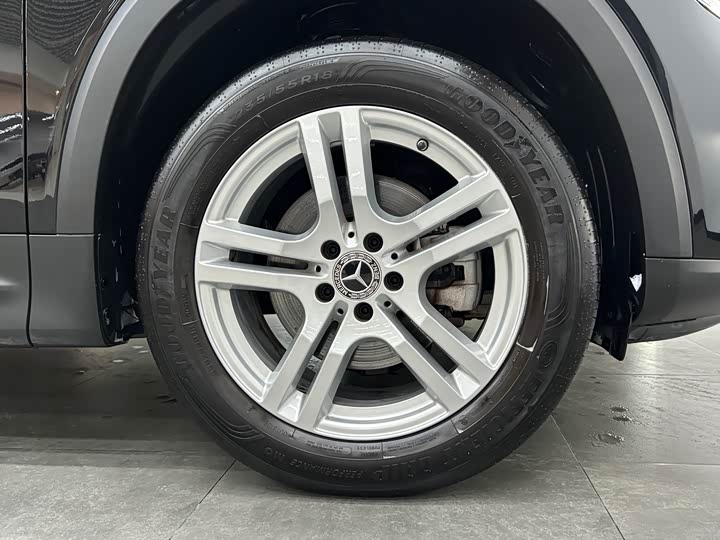 Фото 6 - Mercedes-Benz GLB-Class