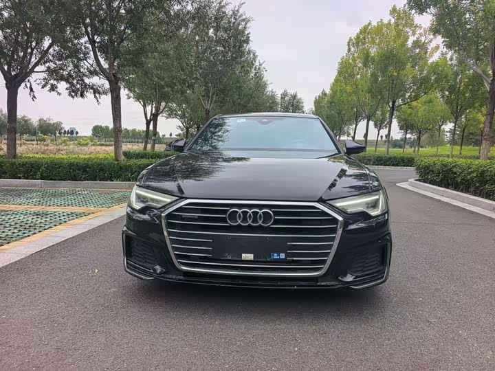 Фото 3 - Audi A6L