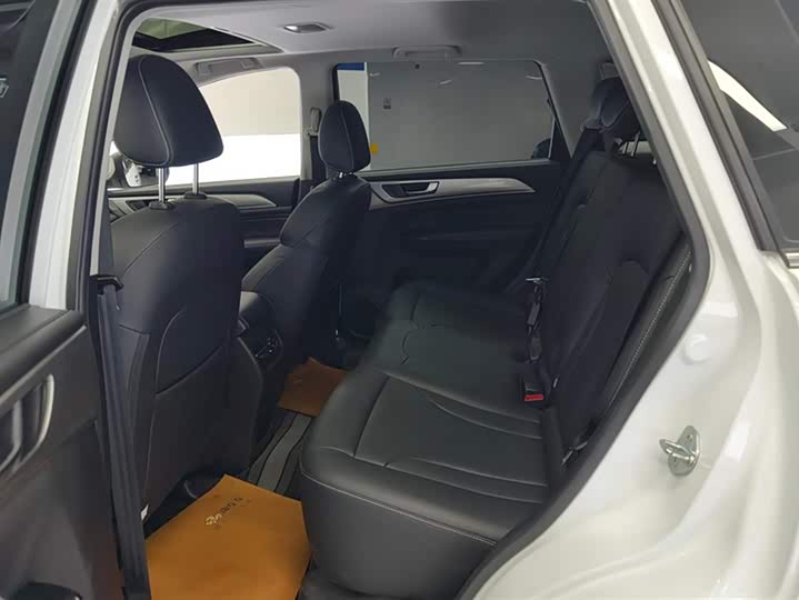 Фото 11 - Haval M6