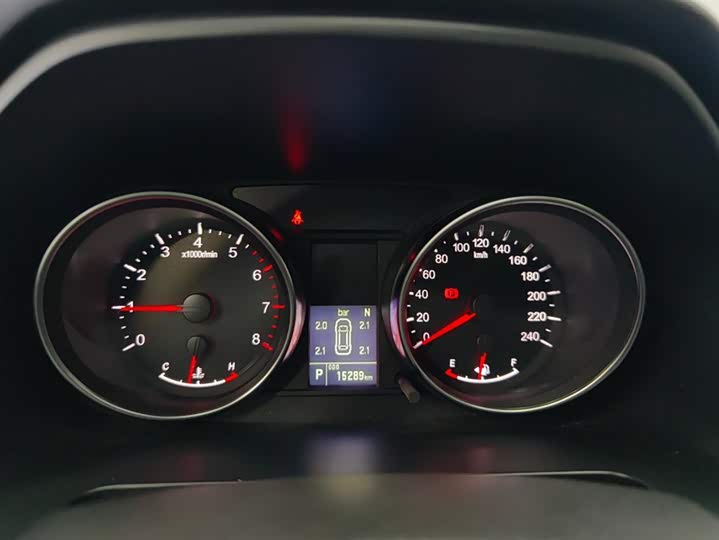 Фото 14 - Haval M6