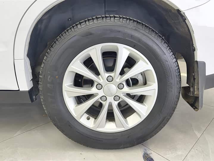 Фото 6 - Haval M6