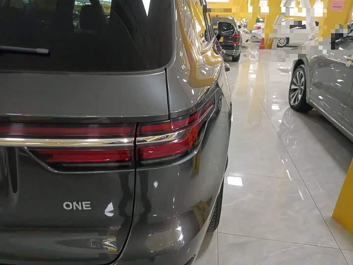 Фото 8 - LiXiang One