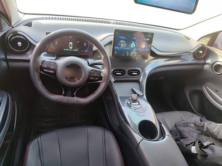 Фото 10 - BYD E2