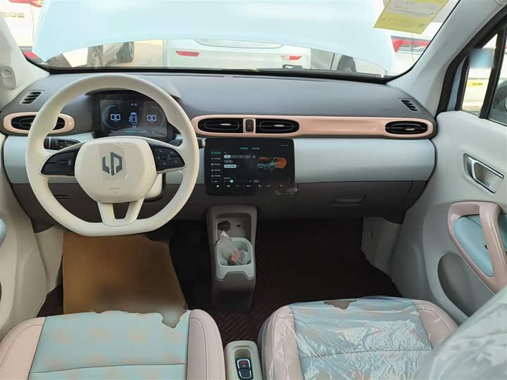 Фото 10 - Leapmotor T03