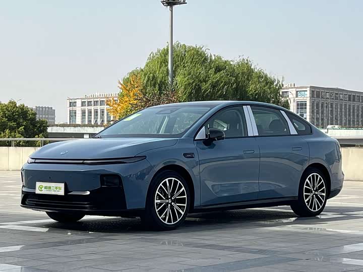 Фото 1 - Leapmotor B01