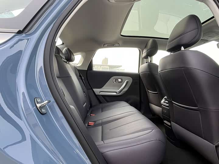 Фото 14 - Leapmotor B01