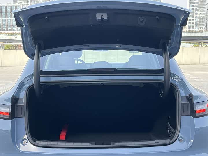 Фото 21 - Leapmotor B01