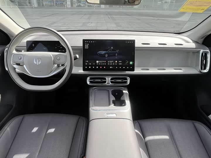 Фото 9 - Leapmotor B01