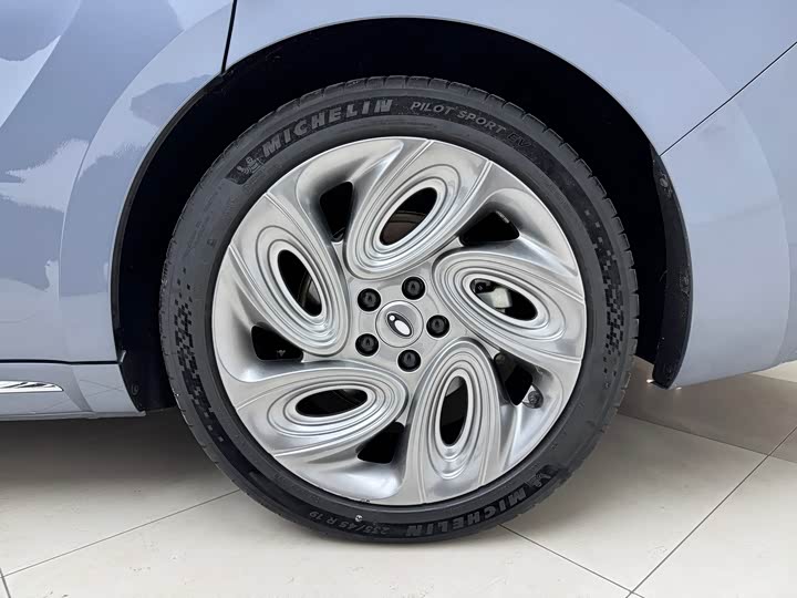 Фото 20 - Ora Lightning Cat (07)