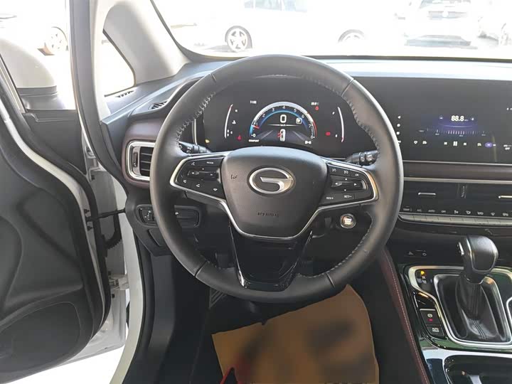 Фото 11 - GAC Trumpchi M6