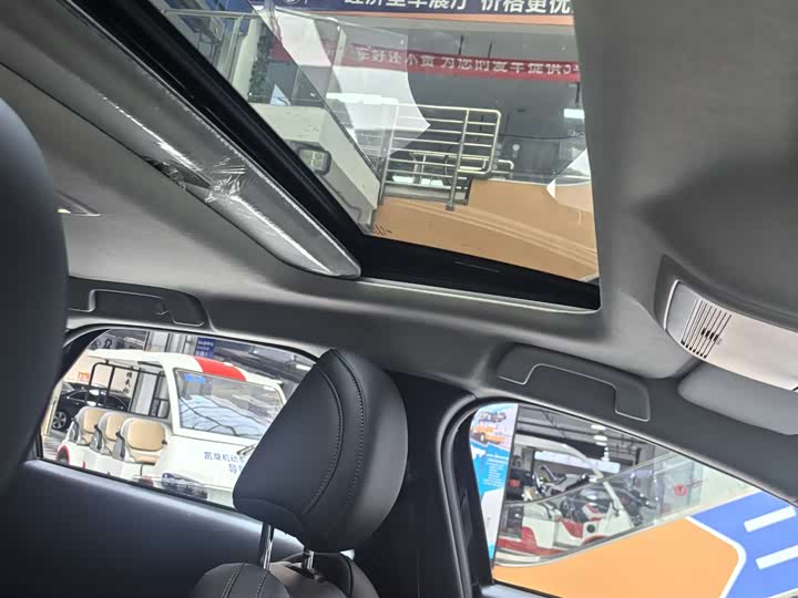 Фото 18 - Mazda CX-30