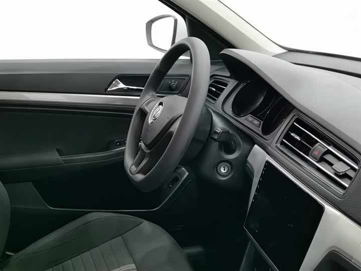 Фото 22 - Volkswagen Lavida