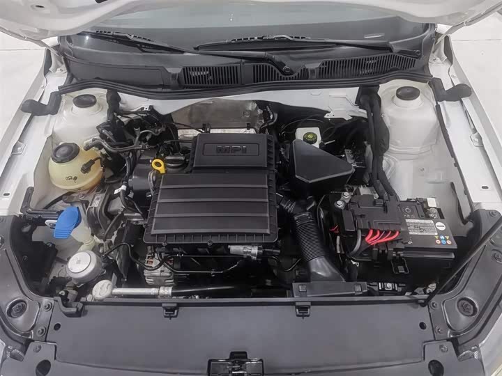 Фото 6 - Volkswagen Lavida