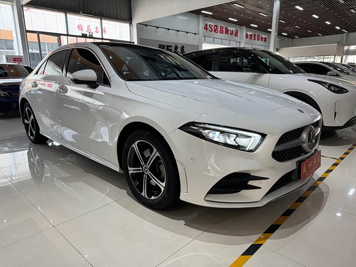 Фото 3 - Mercedes-Benz A-Class