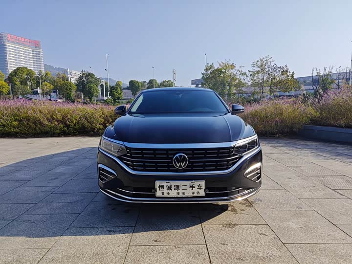 Фото 3 - Volkswagen Passat