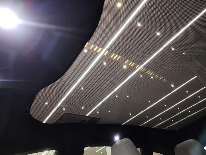 Фото 21 - Nio ET5T