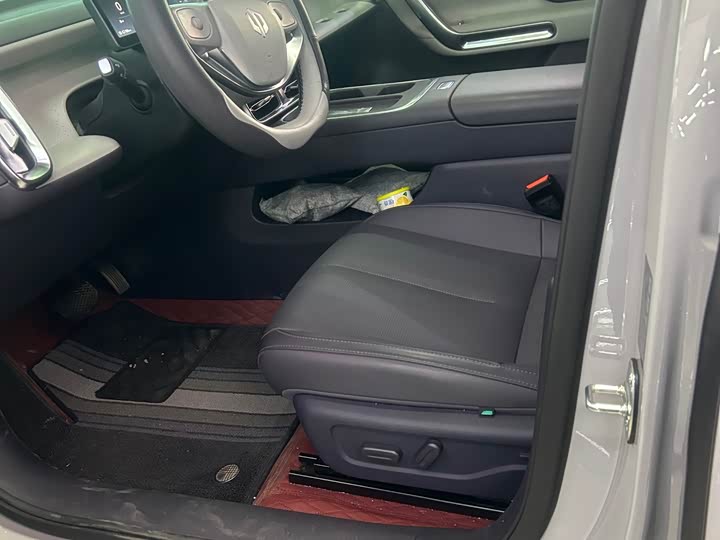 Фото 4 - Leapmotor B01