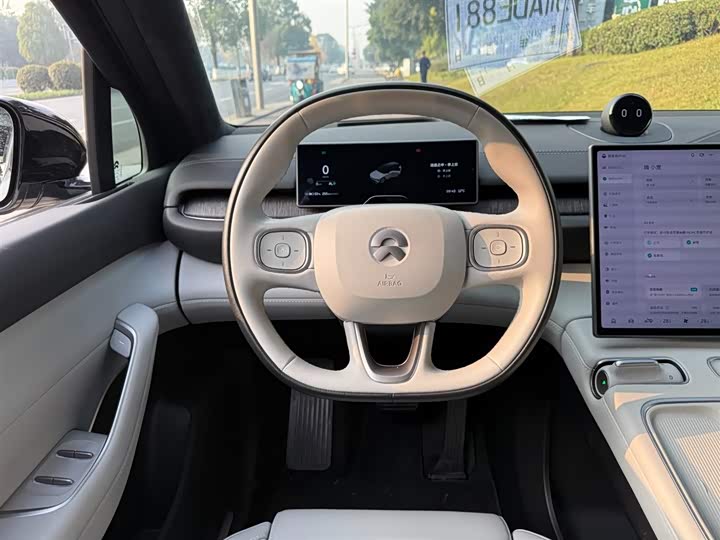 Фото 6 - Nio ES6