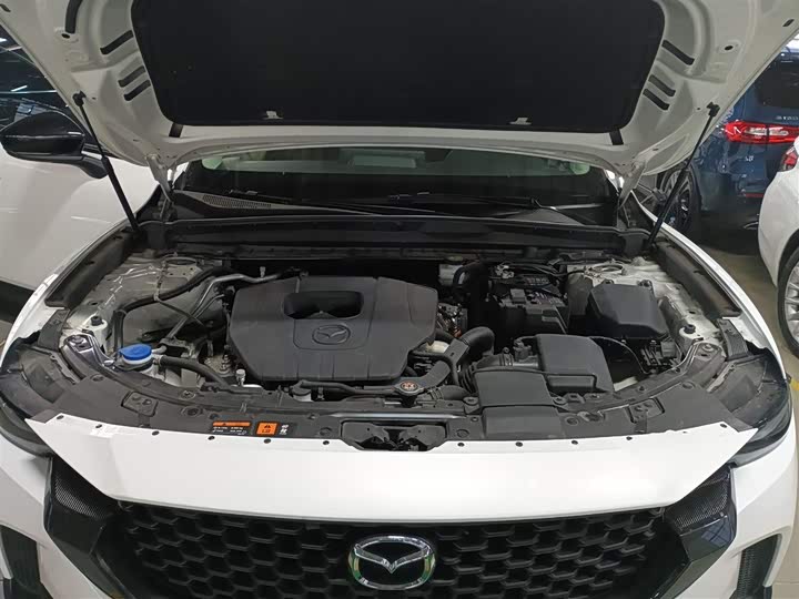 Фото 20 - Mazda CX-50