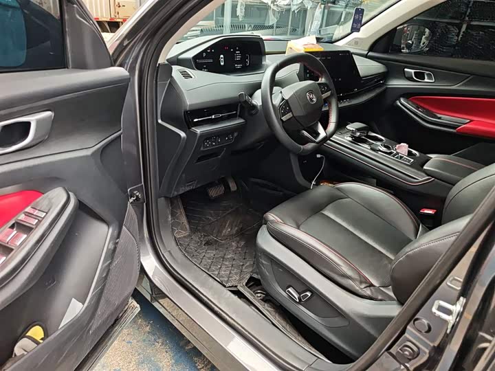 Фото 14 - Changan CS55 Plus